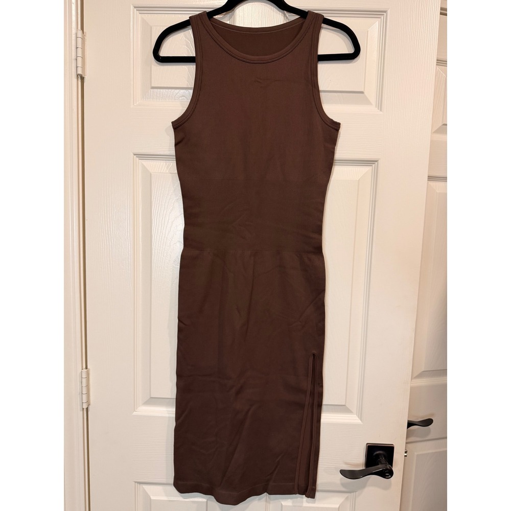 #B2 OQQ Ribbed Bodycon Dress Sz. Large Brown Sleeveless Midi PTP: 15" - 20" - Picture 2 of 9